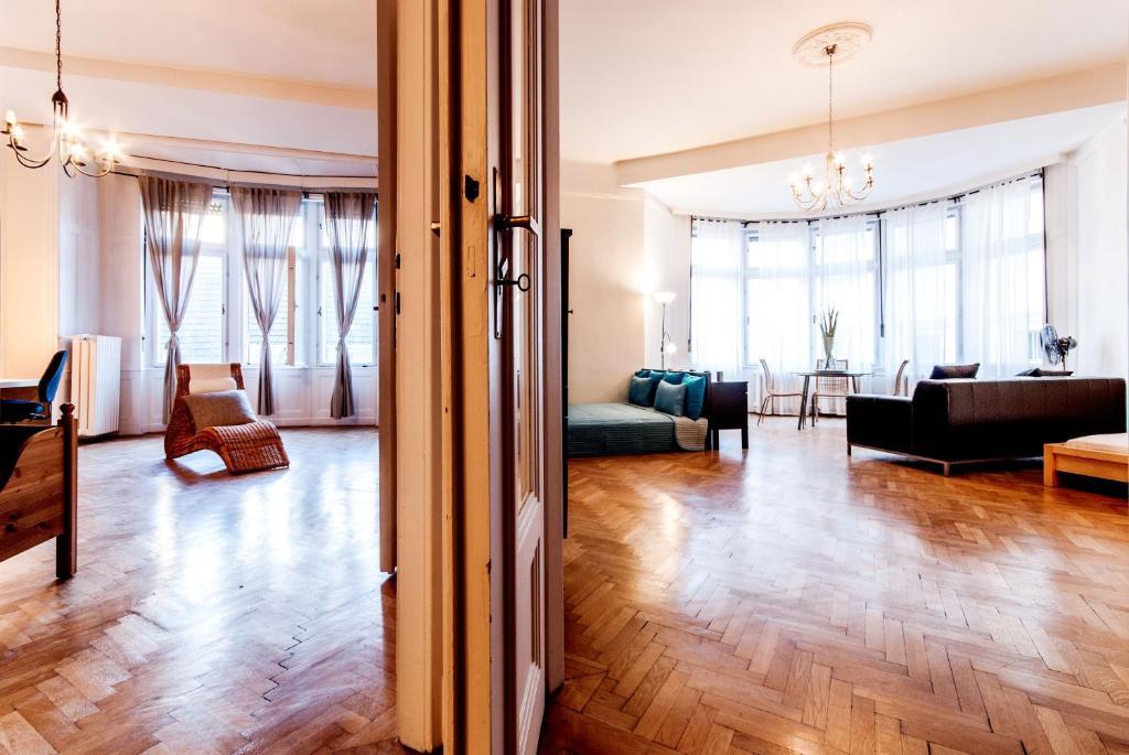 The Fashion Street Appartement *